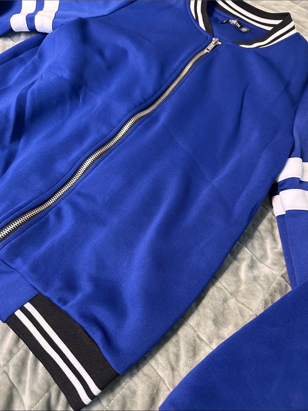 Blue Jacket - Picture 2 of 8